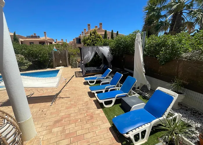 Spacious 3 Bedroom Villa With Pool